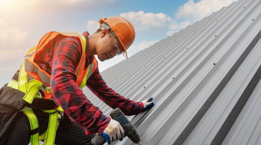 Professional metal roof installation in Shaniko, OR